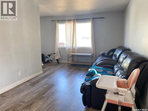 748 Rae Street, Regina, SK - Indoor