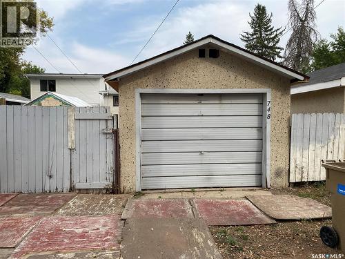 748 Rae Street, Regina, SK - Outdoor With Exterior