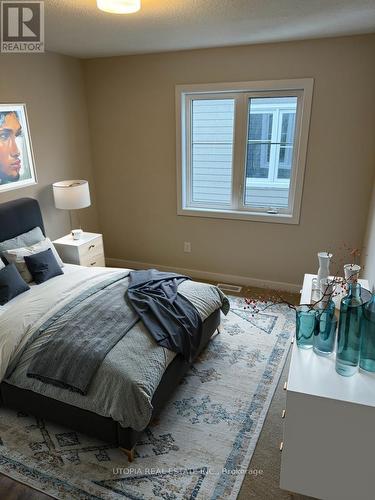 110 Hackamore Crescent, Ottawa, ON - Indoor Photo Showing Bedroom