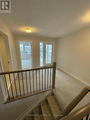 110 Hackamore Crescent, Ottawa, ON - Indoor Photo Showing Other Room