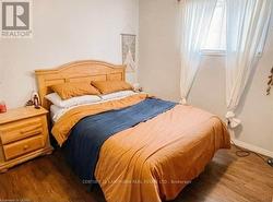 Lower unit - bedroom 1 - 