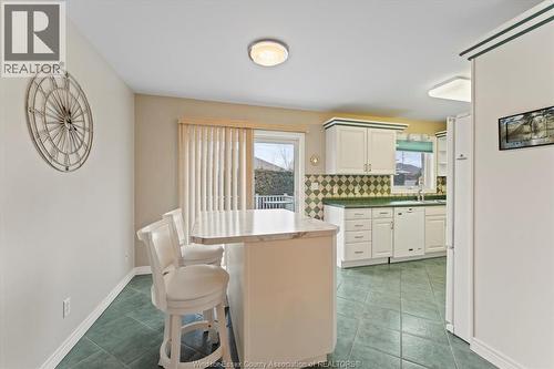 154 Purple Plum, Kingsville, ON - Indoor Photo Showing Kitchen