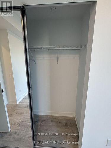 2008 - 327 King Street W, Toronto, ON 