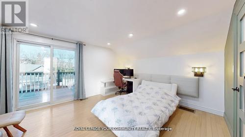 64 Machell Avenue, Aurora, ON - Indoor Photo Showing Bedroom