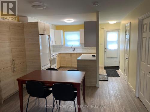 160 Westcourt Place, Waterloo, ON - Indoor