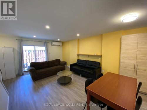 160 Westcourt Place, Waterloo, ON - Indoor