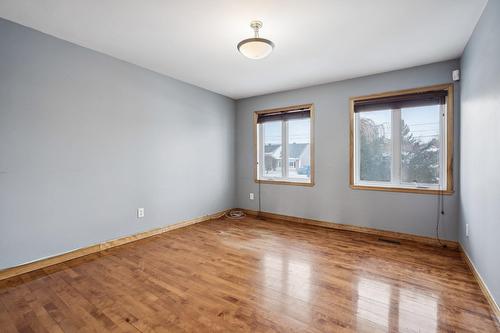 Chambre à coucher - 170 Rue Mailloux, Saint-Jean-Sur-Richelieu, QC - Indoor Photo Showing Other Room