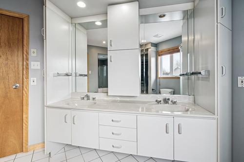 Salle de bains attenante à la CCP - 170 Rue Mailloux, Saint-Jean-Sur-Richelieu, QC - Indoor Photo Showing Bathroom