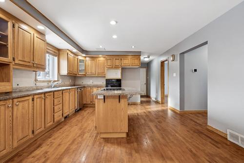 Cuisine - 170 Rue Mailloux, Saint-Jean-Sur-Richelieu, QC - Indoor Photo Showing Kitchen