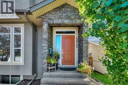 4826 Bowness Road NW  Calgary, AB T3B 0B7