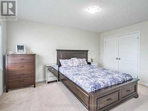 178 Newhouse Boulevard, Caledon, ON - Indoor Photo Showing Bedroom