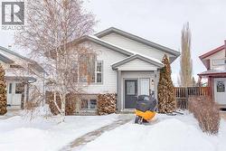 236 Deschner Close  Red Deer, AB T4R 3C2