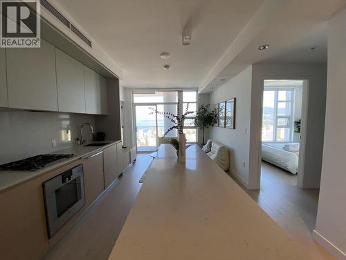 3901 1289 Hornby Street, Vancouver, BC - Indoor Photo Showing Kitchen