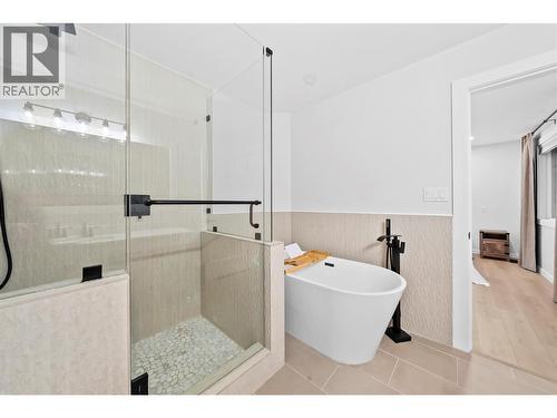 2022 Eagle Bay Road, Blind Bay, BC - Indoor Photo Showing Bathroom