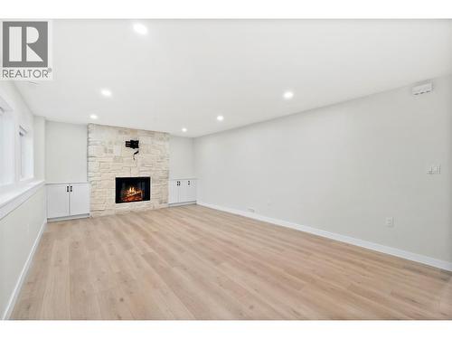2022 Eagle Bay Road, Blind Bay, BC - Indoor With Fireplace