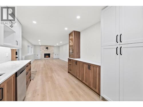 2022 Eagle Bay Road, Blind Bay, BC - Indoor Photo Showing Kitchen