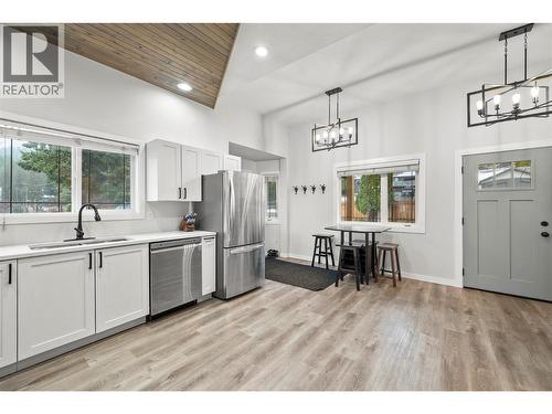2022 Eagle Bay Road, Blind Bay, BC - Indoor Photo Showing Kitchen