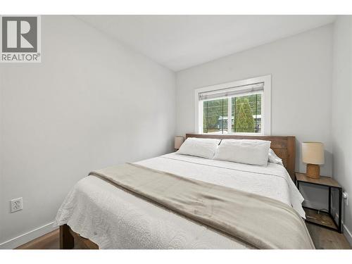 2022 Eagle Bay Road, Blind Bay, BC - Indoor Photo Showing Bedroom