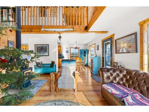 2033 Smith Road, Creston, BC - Indoor Photo Showing Other Room