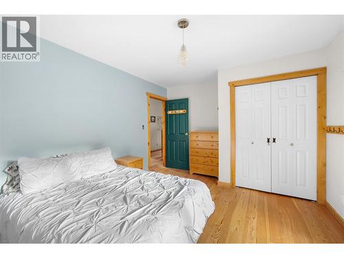 2033 Smith Road, Creston, BC - Indoor Photo Showing Bedroom
