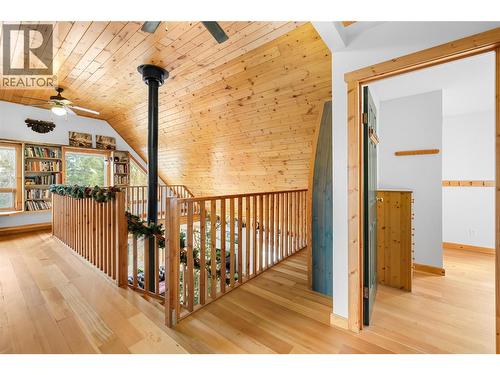 2033 Smith Road, Creston, BC - Indoor Photo Showing Other Room