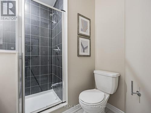 1104 Lockie Drive, Oshawa, ON - Indoor Photo Showing Bathroom