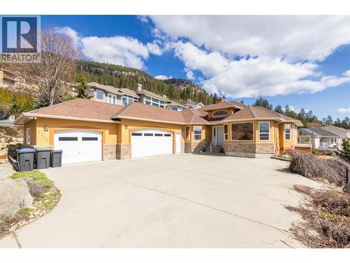 5205 Macneill Court, Peachland, BC - Outdoor With Facade