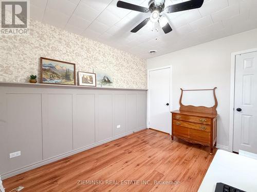 637 Montrock Street, Iroquois Falls, ON - Indoor Photo Showing Other Room