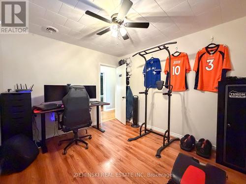 637 Montrock Street, Iroquois Falls, ON - Indoor Photo Showing Gym Room