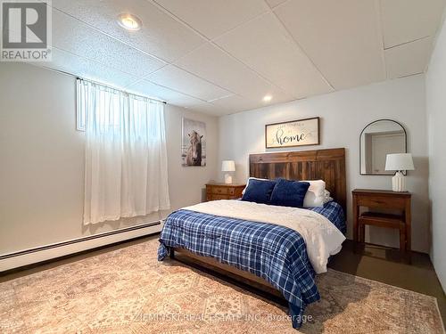 637 Montrock Street, Iroquois Falls, ON - Indoor Photo Showing Bedroom