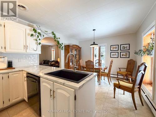 637 Montrock Street, Iroquois Falls, ON - Indoor Photo Showing Kitchen