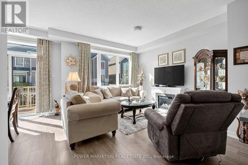 715 Hydrus Private, Ottawa, ON - Indoor Photo Showing Living Room