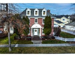 434 Providence Avenue  Kelowna, BC V1W 4S8