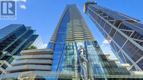 1701 - 1 Bloor Street E, Toronto, ON - Outdoor With Facade
