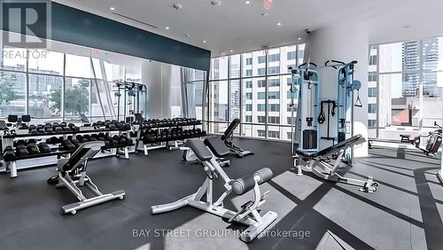 1701 - 1 Bloor Street E, Toronto, ON - Indoor Photo Showing Gym Room