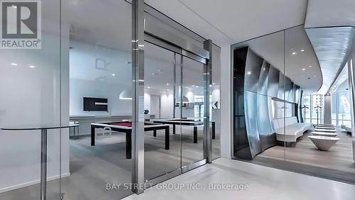 1701 - 1 Bloor Street E, Toronto, ON 