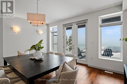 107 Maple Lane, Blue Mountains, ON - Indoor Photo Showing Dining Room