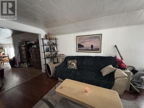 26 Connaught St, Chapleau, ON - Indoor Photo Showing Living Room