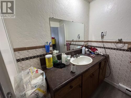 26 Connaught St, Chapleau, ON - Indoor Photo Showing Bathroom