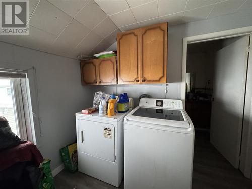 26 Connaught St, Chapleau, ON - Indoor Photo Showing Laundry Room