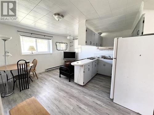 26 Connaught St, Chapleau, ON - Indoor