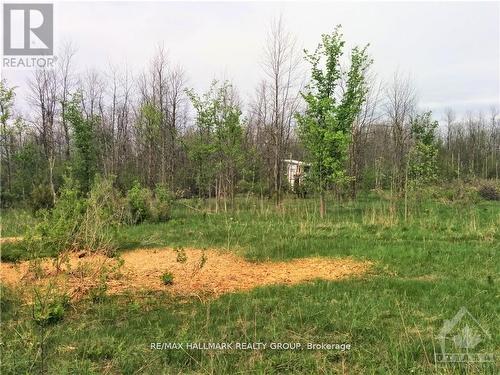 49 Rideau Avenue N, Montague, ON 