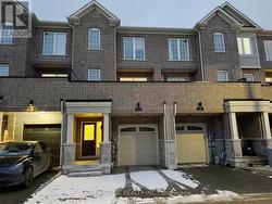 314 CLAY STONES STREET  Newmarket, ON L3X 0M1