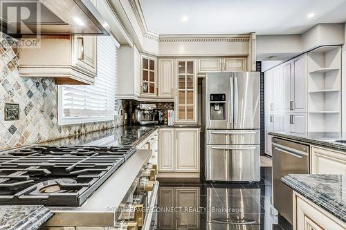 70 Dunstall Crescent, Toronto, ON - Indoor Photo Showing Kitchen