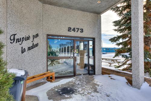 Frontage - 2473  - 2475 Rue Guénette, Montréal (Saint-Laurent), QC 