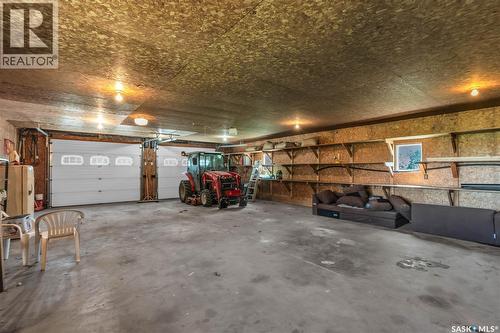 Blucher Rm No. 343, Saskatchewan - Indoor Photo Showing Garage