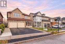 42 AVALANCHE CRESCENT  Brampton, ON L6P 1M5