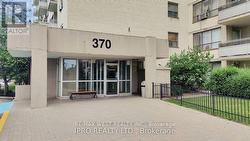 2316 - 370 DIXON ROAD  Toronto, ON M9R 1T2