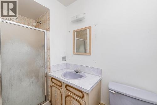 8391 Rideau Drive, Richmond, BC - Indoor Photo Showing Bathroom