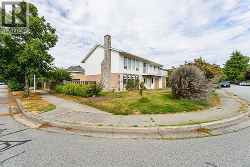 8391 Rideau Drive, Richmond, BC - Outdoor